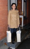 84158_Preppie_Olivia_Munn_shopping_at_the_French_Connection_store_in_Soho_13_122_573lo