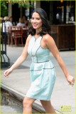 olivia-munn-live-with-kelly-michael-appearance-04