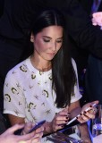 Olivia+Munn+Samsung+Launches+Galaxy+6+Special+m6d7-nfrpS_x
