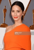 HOLLYWOOD, CA - FEBRUARY 28: Actress Olivia Munn attends the 88th Annual Academy Awards at Hollywood & Highland Center on February 28, 2016 in Hollywood, California.(Photo by Jeffrey Mayer/WireImage) *** Local caption *** Olivia Munn