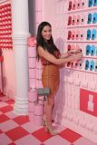 olivia-munn-celebrates-target-s-new-tribeca-store-with-glam-sesh-at-nail-it-up-in-new-york-09-29-2016_9