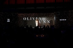 Olivia+Munn+2018+A+E+Upfront+tMDjE_yeAFnx
