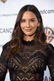 BURBANK, CA - OCTOBER 13:  Olivia Munn attends the Barbara Berlanti Heroes Gala Benefitting FCancer at Warner Bros. Studios on October 13, 2018 in Burbank, California.  (Photo by Michael Kovac/Getty Images for FCancer)