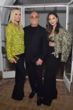 BEVERLY HILLS, CA - NOVEMBER 07:  (L-R) Molly Sims, Michael Kors and Olivia Munn attend Michael Kors Dinner to celebrate Kate Hudson and The World Food Programme on November 7, 2018 in Beverly Hills, California.  (Photo by Stefanie Keenan/Getty Images for Michael Kors)