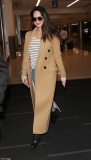 10293964-0-Trip_Olivia_Munn_was_spotted_arriving_at_Los_Angeles_Internation-m-151_1551164527221