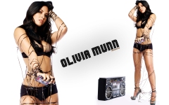 oliviamunn4