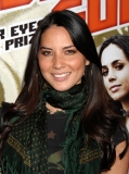 37398-oliviamunn120208-gf243-122-376lo.jpg