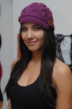 01261_cff_olivia_munn_shopping_in_beverly_hills_7120_122_136lo_0.jpg