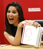 Olivia Munn promotes