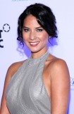 idol-celebs.com_Olivia_Munn_20111101_Grace_Awards_036