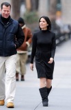 NEW YORK - JANUARY 19:  Actress Olivia Munn walks to the "I Don't Know How She Does It" film set in Midtown Manhattan on January 19, 2011 in New York City.  (Photo by Ray Tamarra/Getty Images)