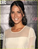 olivia-munn-uganda-project-fundrasier-with-jason-ritter-01