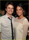 olivia-munn-uganda-project-fundrasier-with-jason-ritter-02