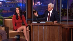 629970814_Olivia_Munn___Jay_Leno_720p_2012_12_03.ts.Standbild010_122_189lo