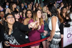 Olivia+Munn+39th+Annual+People+Choice+Awards+BLzyfVk9H4gx