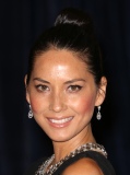 Olivia Munn - 2013 White House Correspondents' Association Dinner, Washington (27.04.13)_06