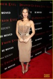 olivia-munn-aaron-rodgers-look-perfect-for-deliver-us-from-evil-screening-08