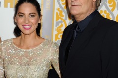 Olivia Munn and Jeff Daniels