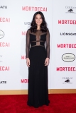 Olivia_Munn_Mortdecai_Prem_01212015___102_