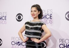 Olivia_Munn_-_The_41st_Annual_People_s_Choice_Awards_in_LA_-_January_7__2015_-_064