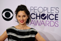 Olivia_Munn_-_The_41st_Annual_People_s_Choice_Awards_in_LA_-_January_7__2015_-_065
