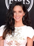 PicturePub Olivia Munn 001