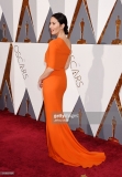 HOLLYWOOD, CA - FEBRUARY 28: Actress Olivia Munn attends the 88th Annual Academy Awards at Hollywood & Highland Center on February 28, 2016 in Hollywood, California.(Photo by Jeffrey Mayer/WireImage) *** Local caption *** Olivia Munn