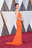 Olivia+Munn+88th+Annual+Academy+Awards+Arrivals+zyI7QzVkKSVl