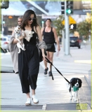 olivia-munn-walks-dogs-frankie-and-chance-on-sunset-boulevard-01