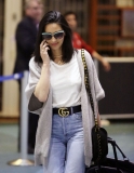 olivia-munn-at-vancouver-international-airport-04-17-2017_12