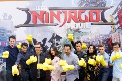 Olivia+Munn+Cast+Photo+Call+Warner+Bros+Pictures+THZ0XPPz_CQx