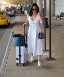 olivia-munn-arrives-at-airport-in-washington-06-14-2017_14