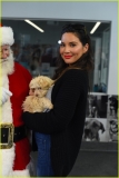 olivia-munn-wag-holidays-04