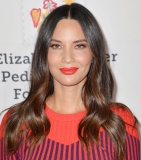 picturepub-olivia-munn-015