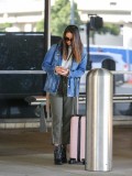 Olivia+Munn+Olivia+Munn+at+LAX+zlBln46-lsZl