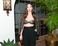 picturepub-olivia-munn-020