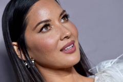 CULVER CITY, CALIFORNIA - NOVEMBER 09: Olivia Munn attends the 2019 Baby2Baby Gala Presented By Paul Mitchell at 3LABS on November 09, 2019 in Culver City, California. (Photo by Axelle/Bauer-Griffin/FilmMagic)