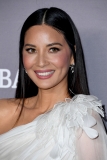 picturepub-olivia-munn-021