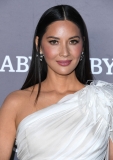 picturepub-olivia-munn-035