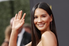 picturepub-olivia-munn-038