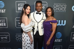 SANTA MONICA, CA - JANUARY 13:  (L-R) Olivia Munn, Stephan James, and Regina King attend the 24th annual Critics' Choice Awards at Barker Hangar on January 13, 2019 in Santa Monica, California.  (Photo by Michael Kovac/WireImage)