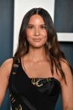 BEVERLY HILLS, CALIFORNIA - FEBRUARY 09: Olivia Munn attends the 2020 Vanity Fair Oscar party hosted by Radhika Jones at Wallis Annenberg Center for the Performing Arts on February 09, 2020 in Beverly Hills, California. (Photo by George Pimentel/Getty Images)