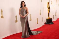 HOLLYWOOD, CALIFORNIA - MARCH 10: Olivia Munn attends the 96th Annual Academy Awards on March 10, 2024 in Hollywood, California. (Photo by JC Olivera/Getty Images)