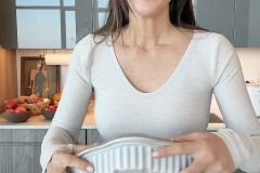 oliviamunn_20251205_p_3781000570178966667_2_video_cover_3780625046038488549