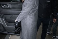 olivia-munn-out-promotes-your-friends-and-neighbors-in-new-york-04-11-2025-2
