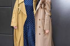 NEW YORK, NEW YORK - APRIL 10: Amanda Peet (L) and Olivia Munn are seen in SoHo on April 10, 2025 in New York City. (Photo by TheStewartofNY/GC Images)