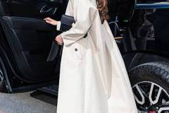 NEW YORK, NEW YORK - APRIL 09: Olivia Munn is seen in Midtown on April 09, 2025 in New York City. (Photo by TheStewartofNY/GC Images)