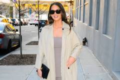 NEW YORK, NEW YORK - APRIL 09: Olivia Munn arrives at the 