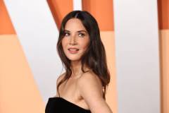 BEVERLY HILLS, CALIFORNIA - MARCH 02: Olivia Munn attends the 2025 Vanity Fair Oscar Party Hosted By Radhika Jones at Wallis Annenberg Center for the Performing Arts on March 02, 2025 in Beverly Hills, California.  (Photo by Jamie McCarthy/WireImage)