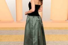 BEVERLY HILLS, CALIFORNIA - MARCH 02: Olivia Munn attends the 2025 Vanity Fair Oscar Party Hosted By Radhika Jones at Wallis Annenberg Center for the Performing Arts on March 02, 2025 in Beverly Hills, California.  (Photo by Amy Sussman/Getty Images)